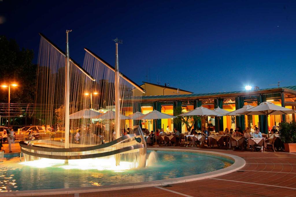 Hotel Sahib Cattolica Exterior foto